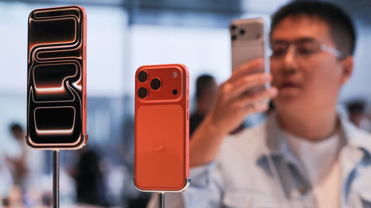 Apple Intelligence допустили в Китай: систему будут поддерживать Qwen и Baidu Apple Intelligence допустили в Китай: систему будут поддерживать Qwen и Baidu