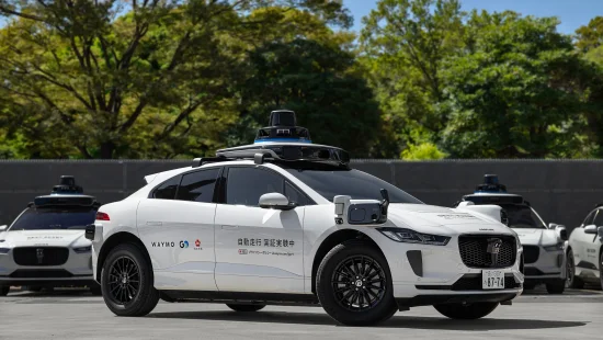 Waymo пустила пассажиров в Лас-Вегасе и назвала год выхода в Токио